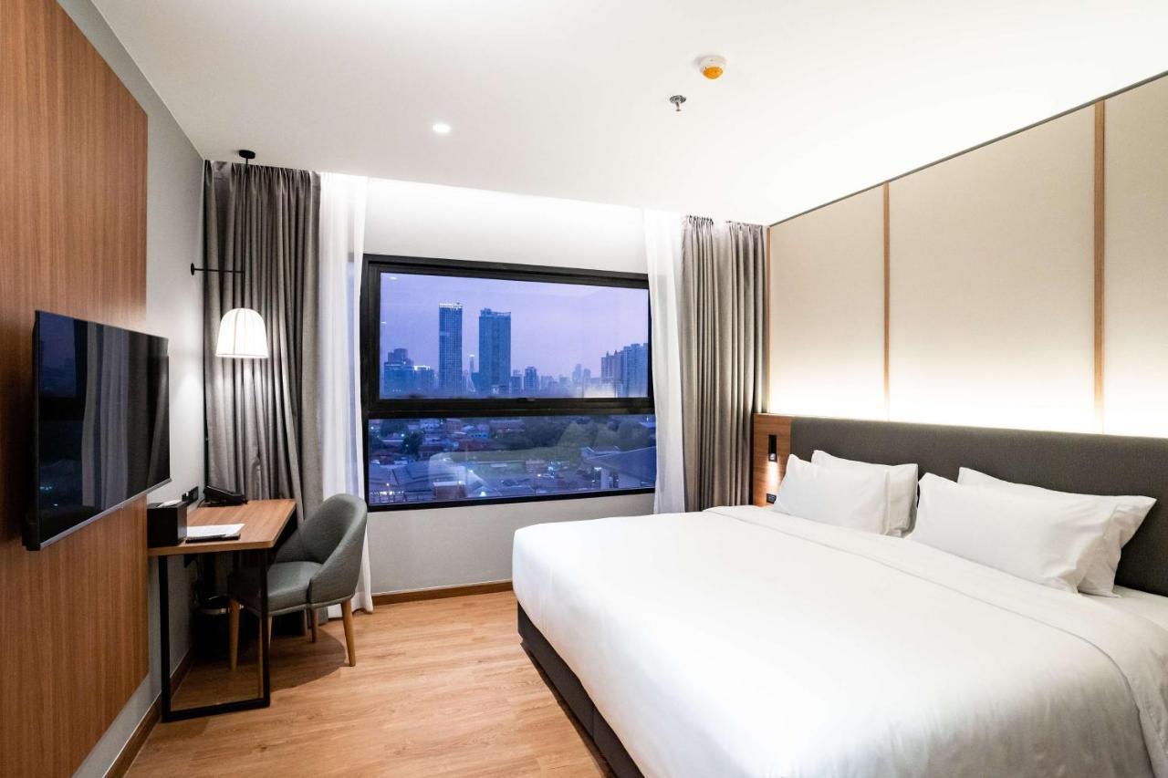 Best Western Chatuchak Bangkok Bagian luar foto